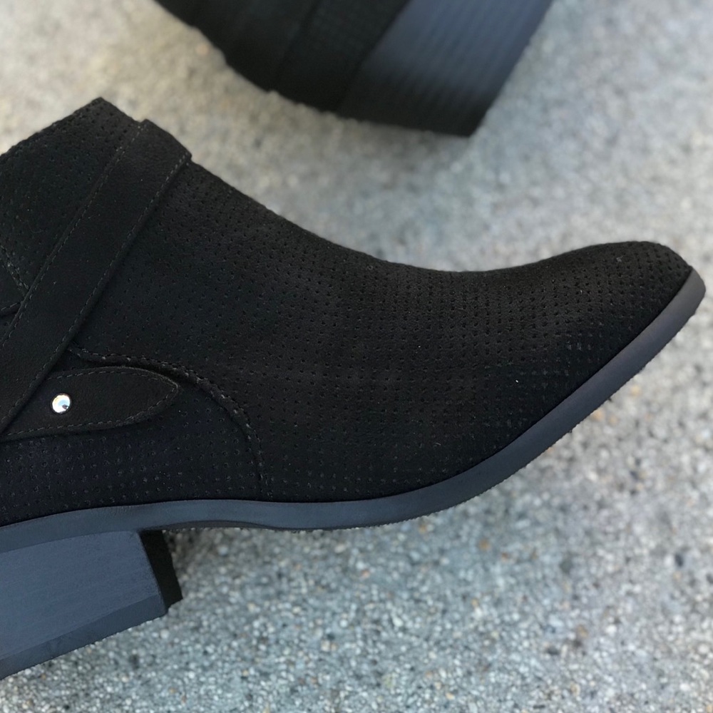 1 left! Soda Black Portia faux suede heeled bootie - Picture 4 of 4